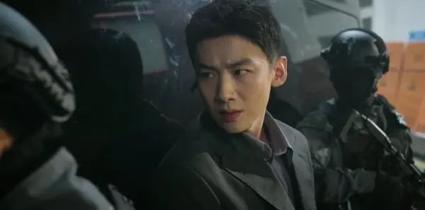 不眠日第1集剧照